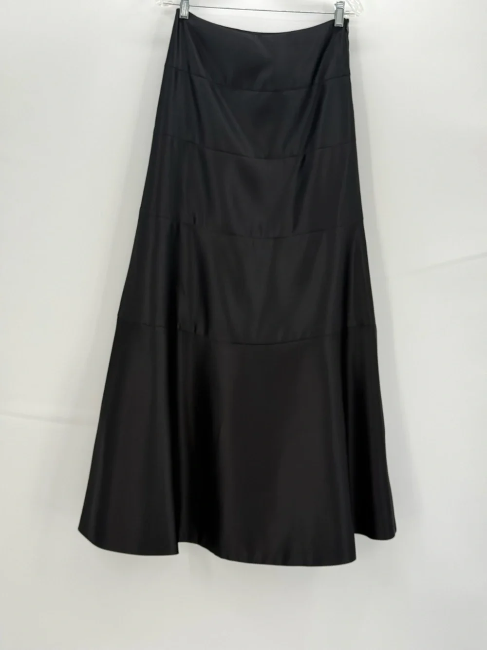 VTG BCBG Maxazria Black Satin Tiered Maxi Skirt High Waist A-Line Long Skirt